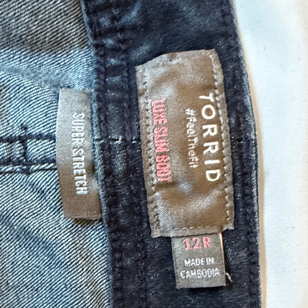 Torrid Luxe Slim Boot Women's Jeans Size 12R NWOT - Picture 8 of 12